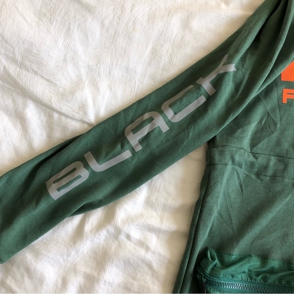 NWT Black Pyramid Utility Hoodie - Picture 5 of 12